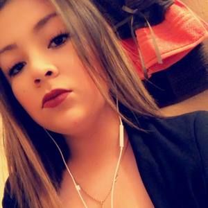 Meet your Posher, Daniela